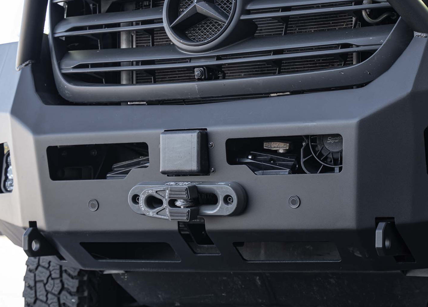 Mercedes Sprinter 2025+ ABA Housing